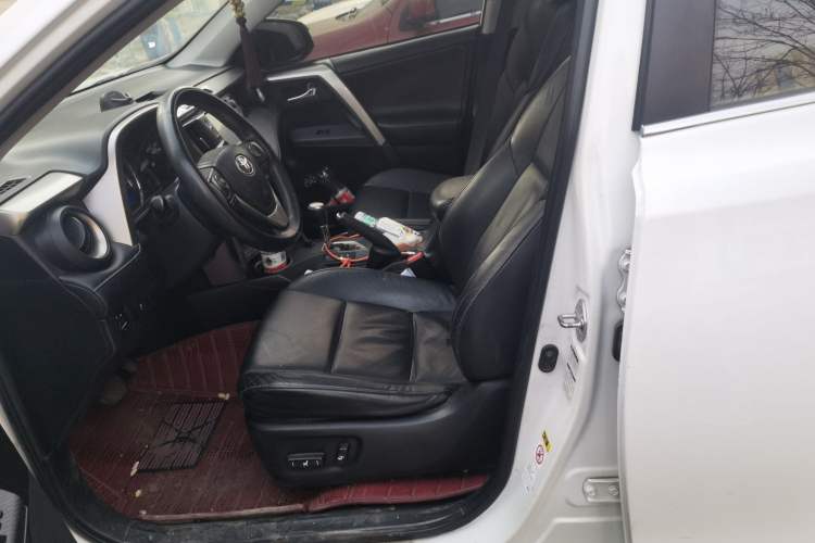 Used Toyota RAV4 2013 2.5L Automatic 4x4 Luxury Edition