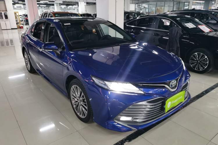 Used Toyota Camry 2018 Dual-Engine 2.5 HG Luxury Edition
