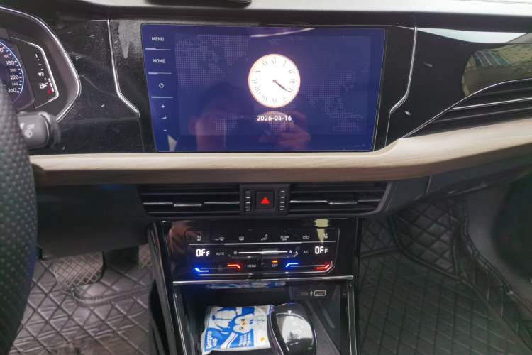 Used Volkswagen Passat 2020 Revised Version 330TSI Luxury Edition China VI Standard