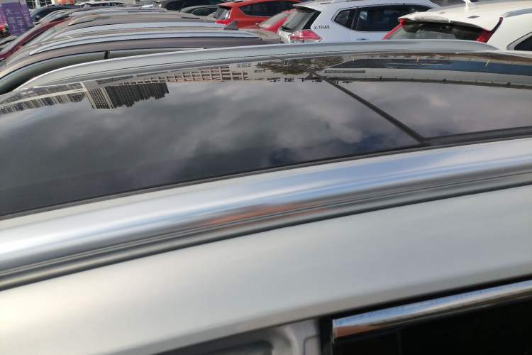 Used Hongqi HS5 2022 2.0T Smart Connect Flagship All-Wheel-Drive Version
