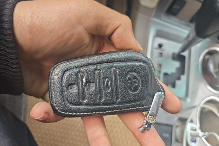 Used Toyota Highlander 2009 2.7L Two-Wheel Drive 7-Seater Luxury Edition
