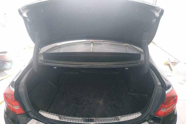 Used Buick LaCrosse 2016 20T Elite Edition Trunk