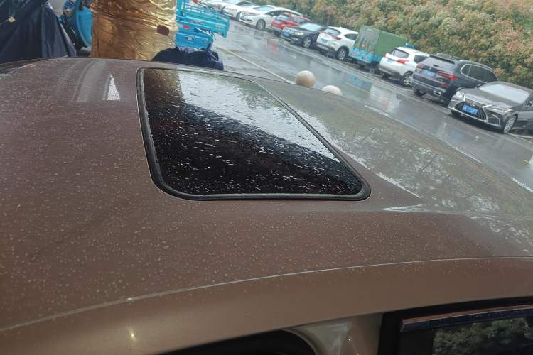 Used Peugeot 408 2018 350THP Automatic Luxury Edition Roof