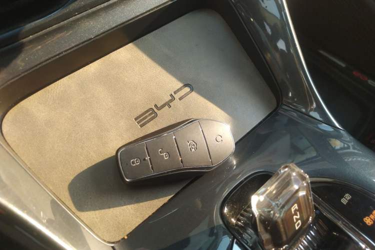 Used BYD e2 2024 Honor Edition Comfort Model Interior 1