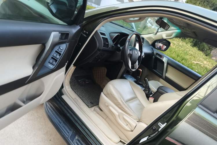 Used Toyota Prado 2010 2.7L Automatic U.S. Specification
