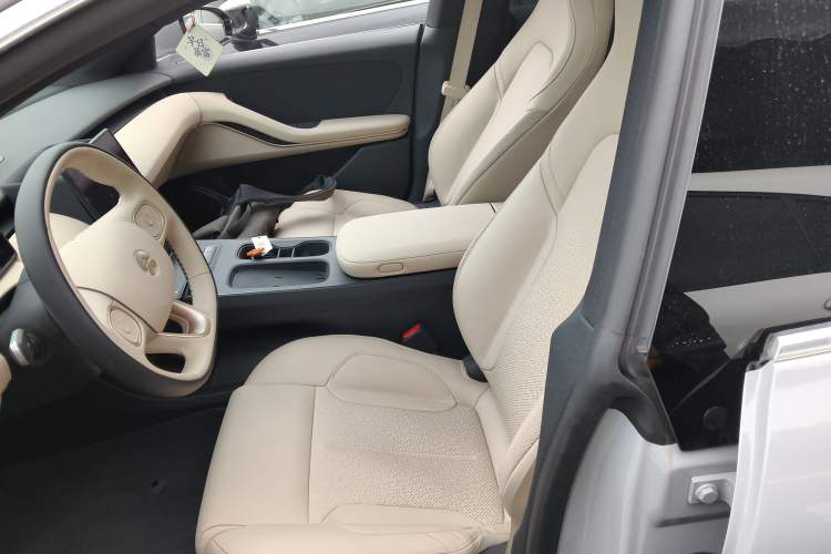 Used Nio ET5 2024 75 kWh
