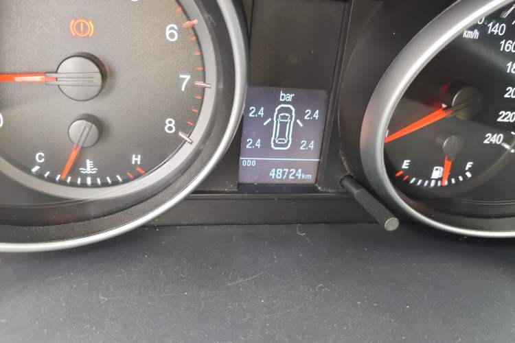 Used Haval H6 2015 Upgraded Model 1.5T Manual Two-Wheel Drive Elite Version