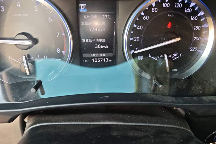 Used Toyota Highlander 2018 2.0T Four-Wheel Drive Luxury Version 7 Seats China VI Standard
