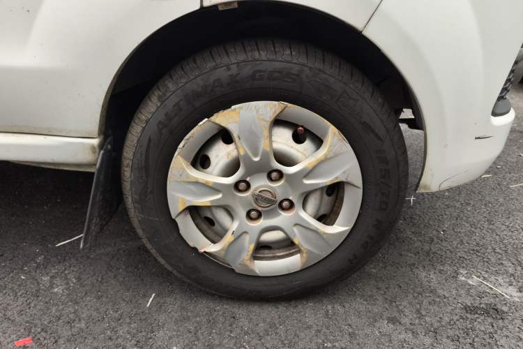 Used Jinbei Hiace X30 2018 1.3L Cargo Van Comfort Model DLCG12 Right Front Wheel Hub