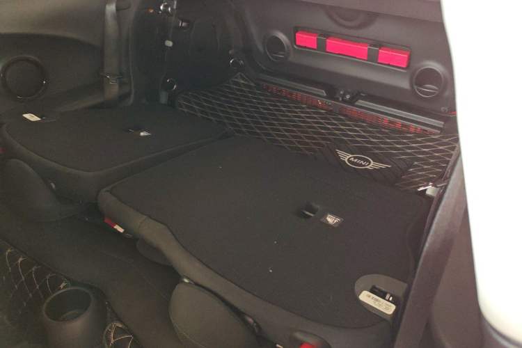 Used MINI MINI 2018 1.5T COOPER Classic Edition