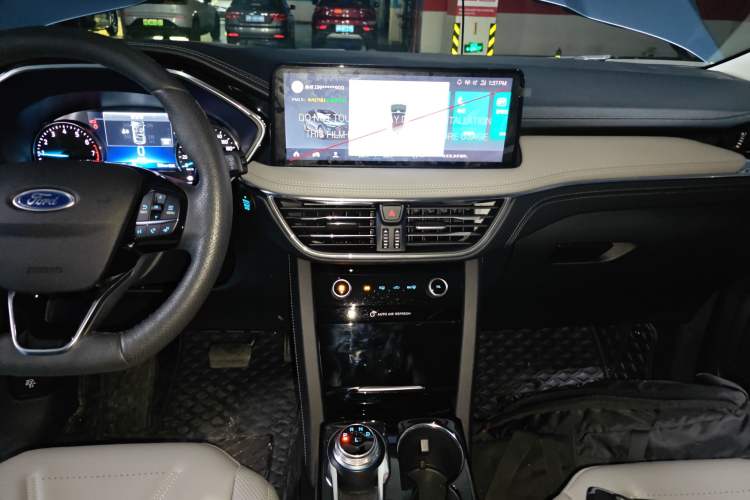 Used Ford Escape 2020 EcoBoost 245 Two-Wheel-Drive Titanium Edition Audio And AC Panel