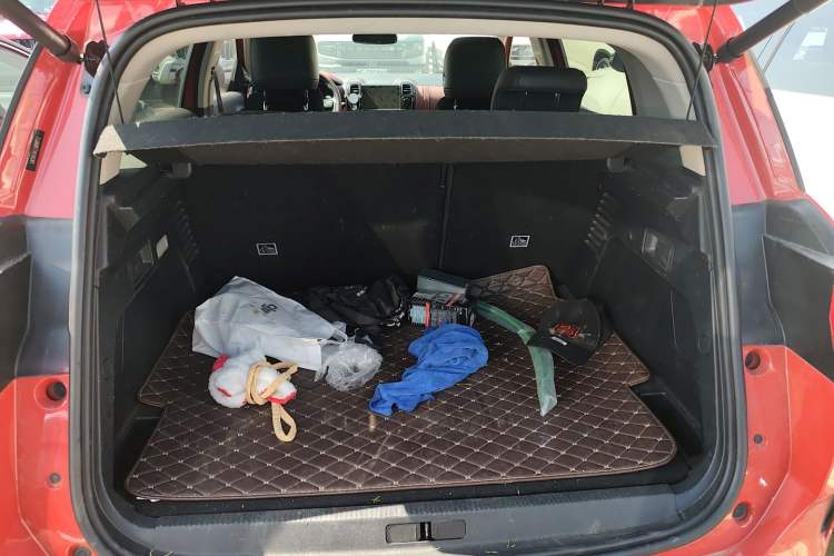 Used Citroen C5 AIRCROSS 2017 380THP Luxury Model Trunk