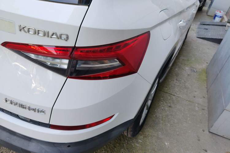 Used Skoda Kodiaq 2018 Facelifted TSI330 5-Seater Two-Wheel-Drive Comfort Edition