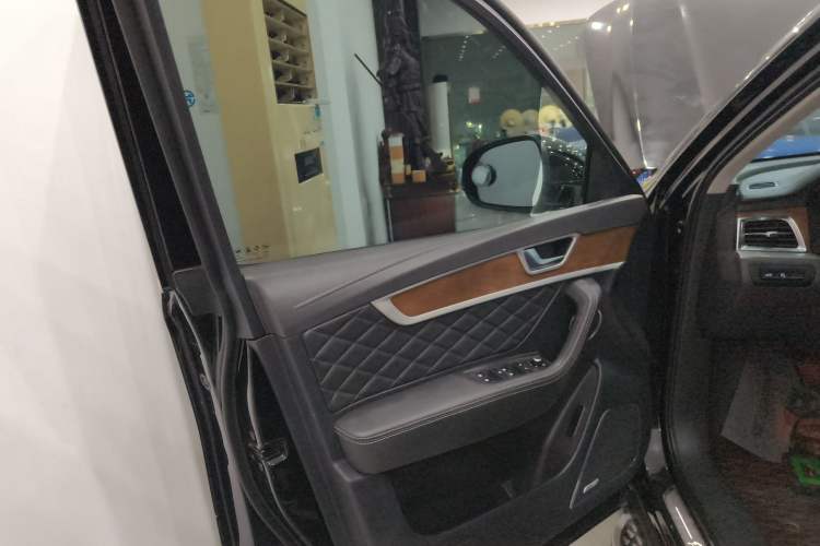 Used Hongqi HS7 2021 2.0T DCT Two-Wheel Drive Smart Connect Flagship Edition