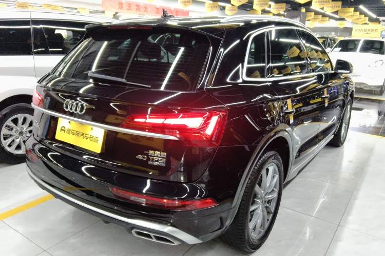 Used Audi Q5L 2022 40T Fashionable and Dynamic Model
