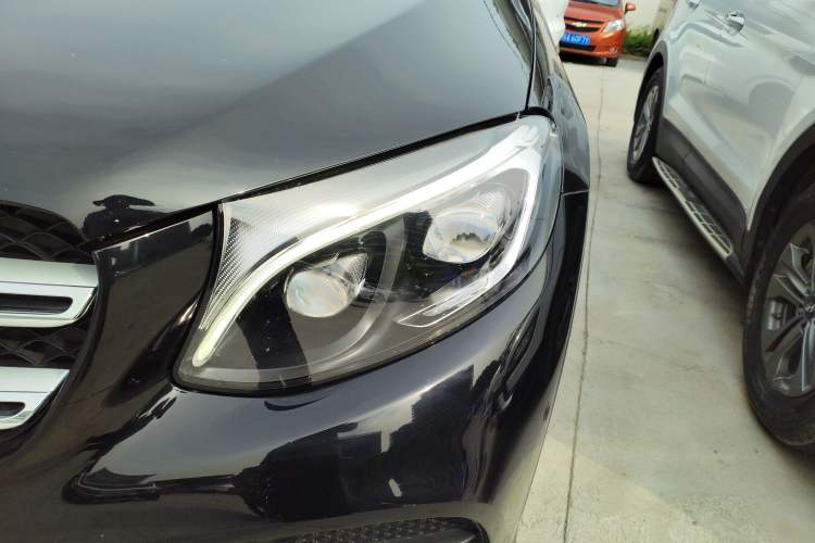 Used Mercedes-Benz GLC 2018 Refreshed GLC 300 4MATIC Dynamic Edition Left Front Headlight