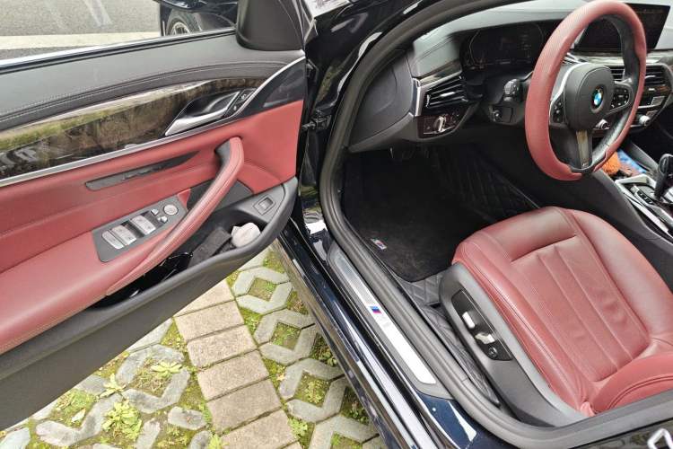 Used BMW 5 Series 2020 530Li Leading Model M Sport Package
