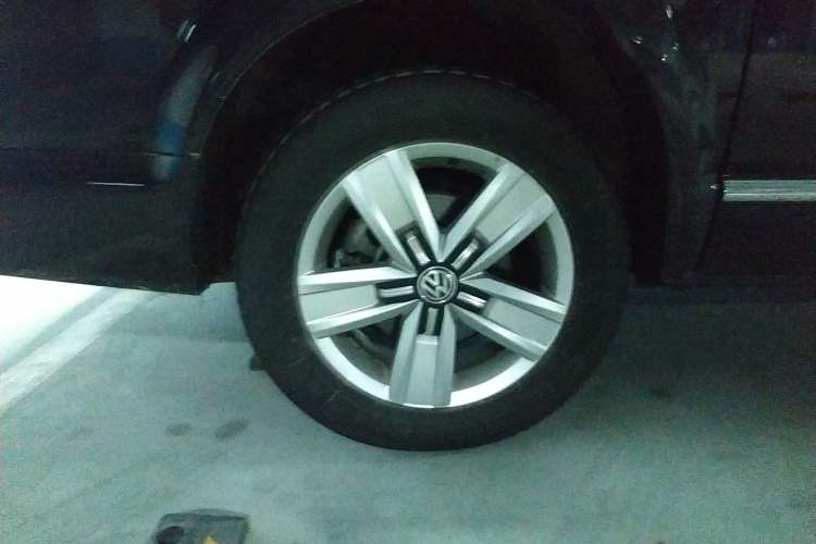 Used Volkswagen Multivan 2017 2.0 TSI Two-Wheel-Drive Comfort Edition 7 Seats