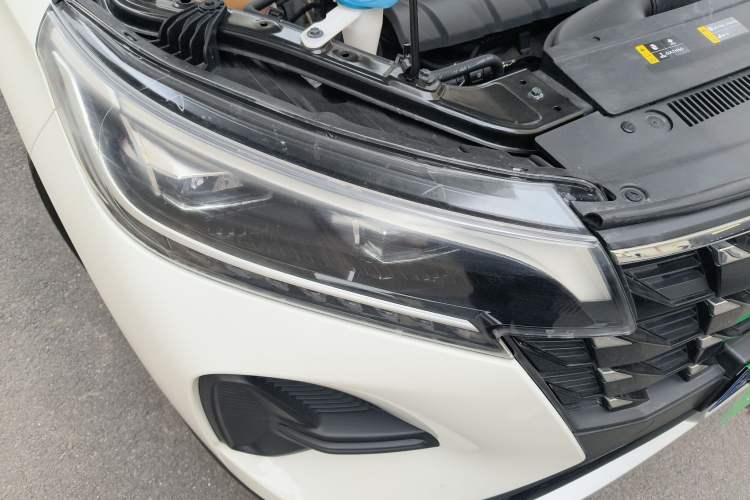 Used GAC Trumpchi GS4 2022 270T Automatic Smart Drive Navigation Edition Right Front Headlight