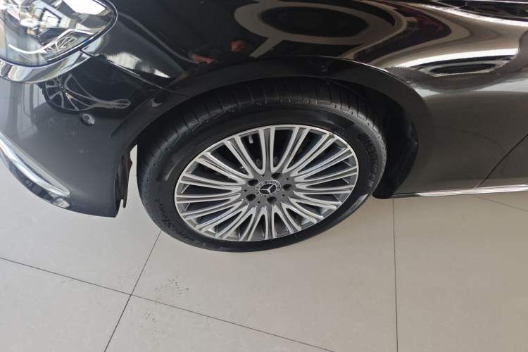 Used Mercedes-Benz E-Class 2023 Updated E 300 L Luxury Edition
