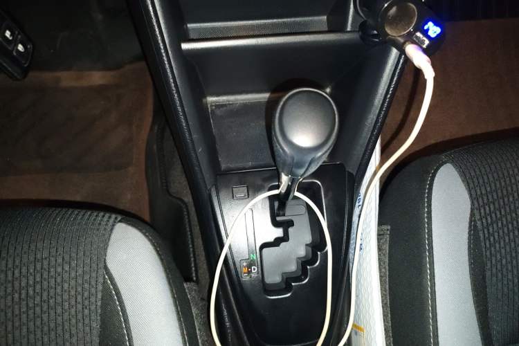 Used Toyota YARiS L Zhi Xuan 2020 X-Trail X 1.5L CVT Leading Edition Gear Lever