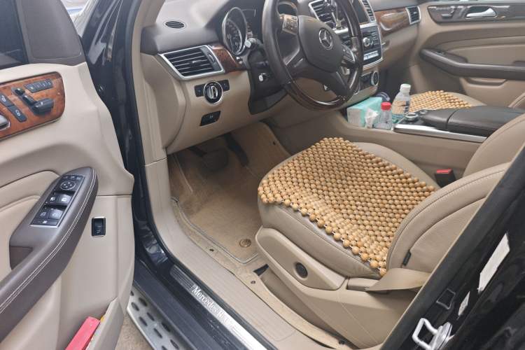 Used Mercedes-Benz M-Class 2015 ML 400 4MATIC Luxury Model Driver Seat