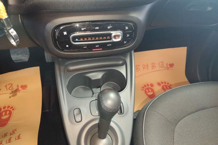 Used smart forfour 2018 1.0L 52kW Passion Edition
