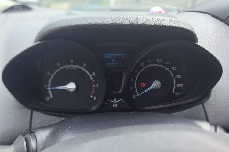 Used Ford EcoSport 2013 1.5L Automatic Fashion Model