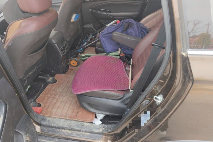 Used CHANGAN OSHAN A800 2017 1.6L Manual Luxury Model