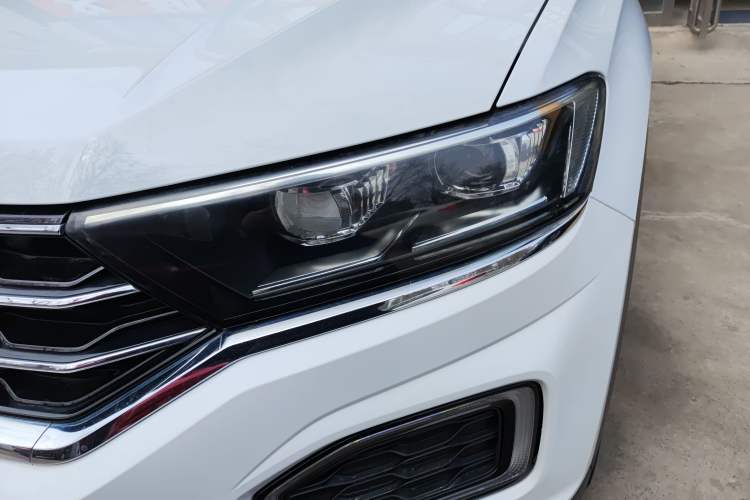 Used Volkswagen T-ROC 2020 230TSI DSG Two-Wheel Drive Advanced Version Left Front Headlight