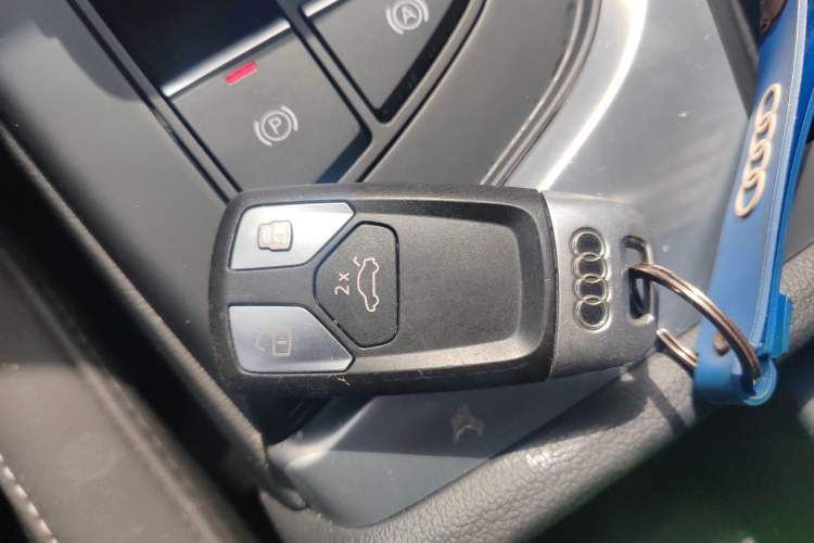 Used Audi A4L 2020 40 TFSI Fashion Dynamic Model