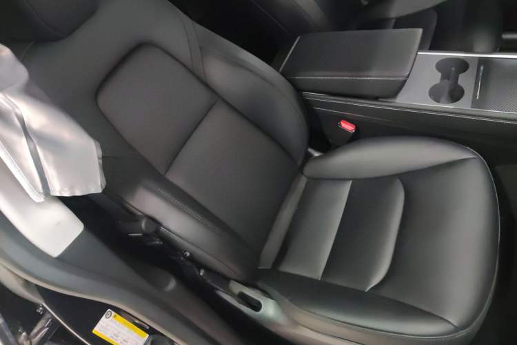 Used Tesla Model Y 2024 Rear-Wheel-Drive Version