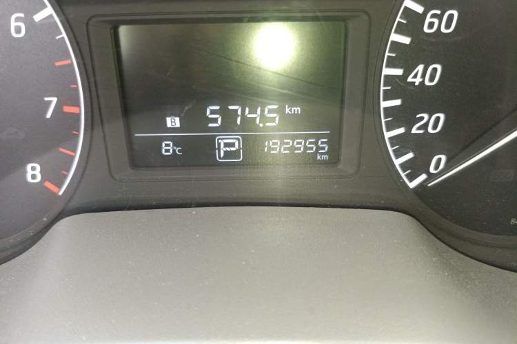 Used Nissan Sylphy 2012 1.6 XL CVT Luxury Edition Odometer Close Up