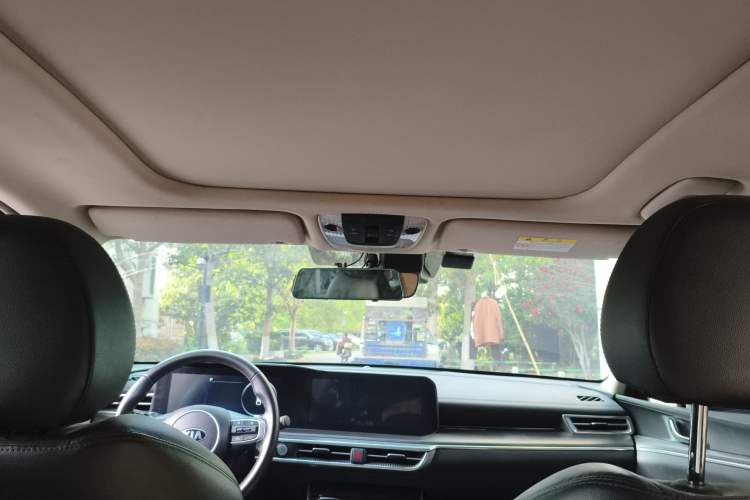 Used Kia K5 2021 380T GT-Line Refreshed Edition Headliner