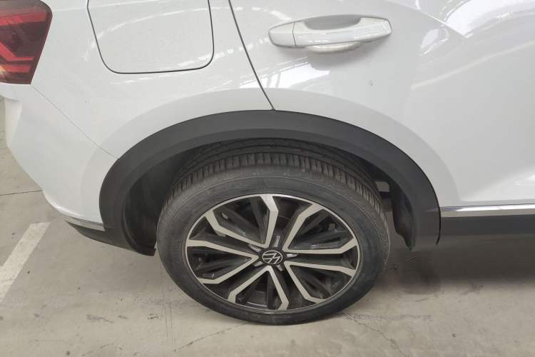 Used Volkswagen T-ROC 2021 280TSI DSG Two-Wheel Drive Comfort Connect Edition Exterior 5