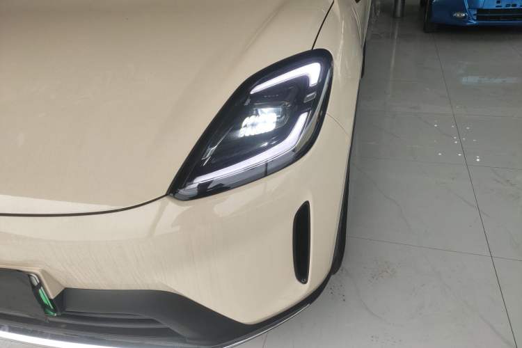 Used Wuling Bingo S 2025 Model 325km Flagship Edition Left Front Headlight