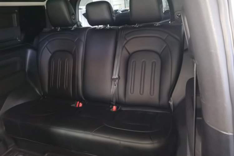 Used Land Rover Defender 2022 90 Two-Door 2.0T Standard Version European Edition