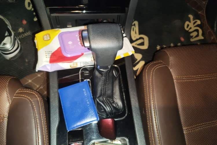 Used Yema T70 2016 Upgraded Model 1.8T CVT Flagship Edition
