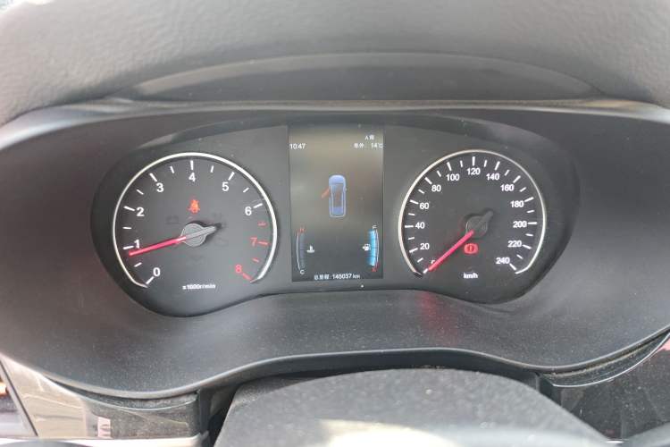 Used BYD Song MAX 2019 1.5T Manual Smart Connect Ruiyi Sunroof Model 6 Seats China VI Standard
