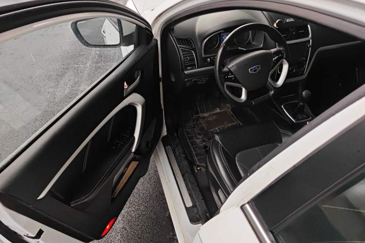 Used Geely Auto Emgrand 2016 Sedan 1.5L Manual Upward Edition