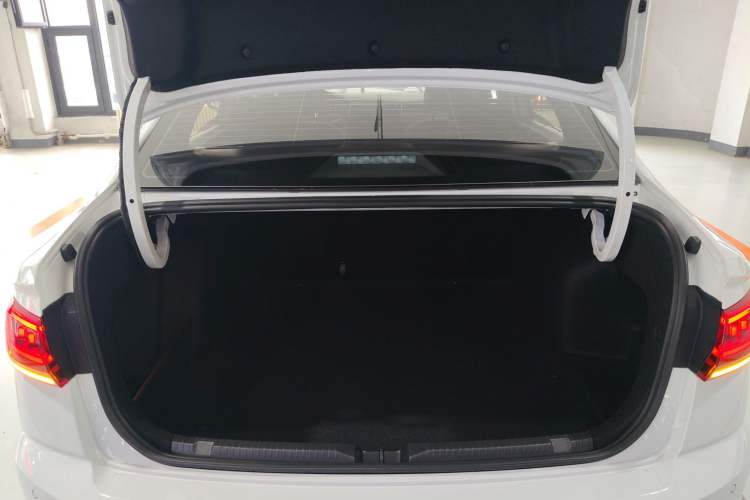 Used Volkswagen Bora 2023 1.5L Automatic Changer Limited Edition Trunk