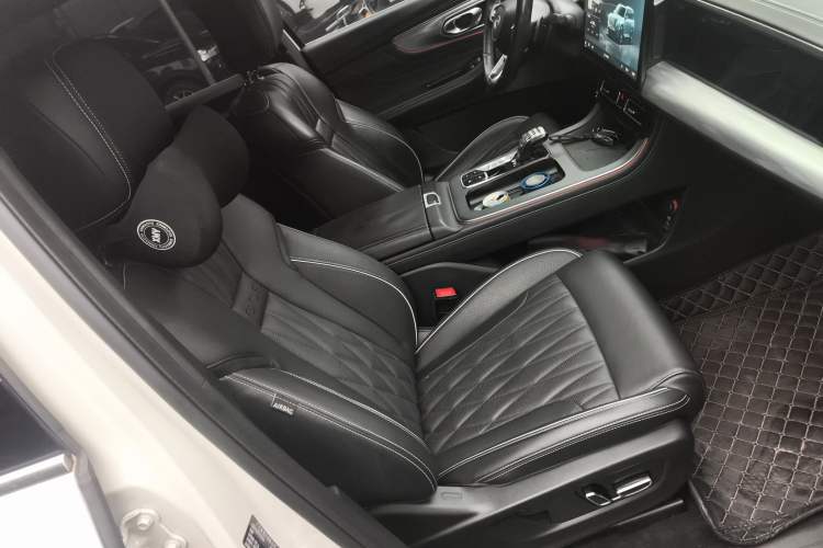 Used GAC Trumpchi GS8 2022 LINGHANG Series 2.0 TGDI Two-Wheel-Drive Luxury Edition (7 Seats)