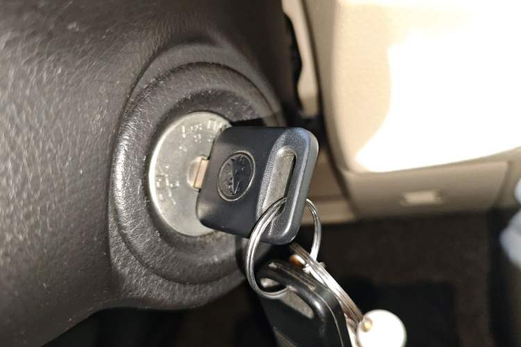 Used Venucia R50 2013 1.6L Automatic Fashion Edition