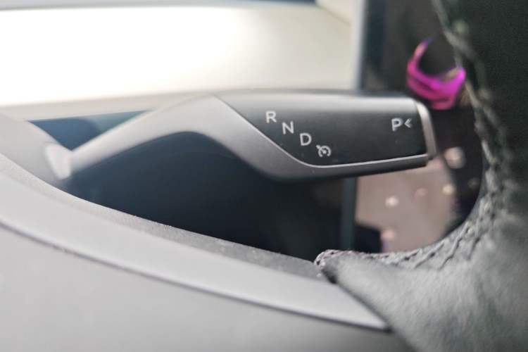 Used Tesla Model Y 2022 Rear-Wheel-Drive Version
