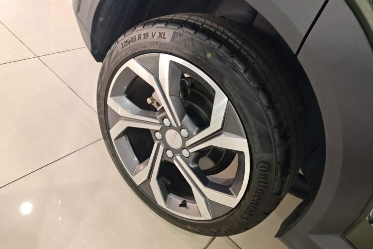 Used Lynk & Co 06 2023 Remix 1.5T Hero
