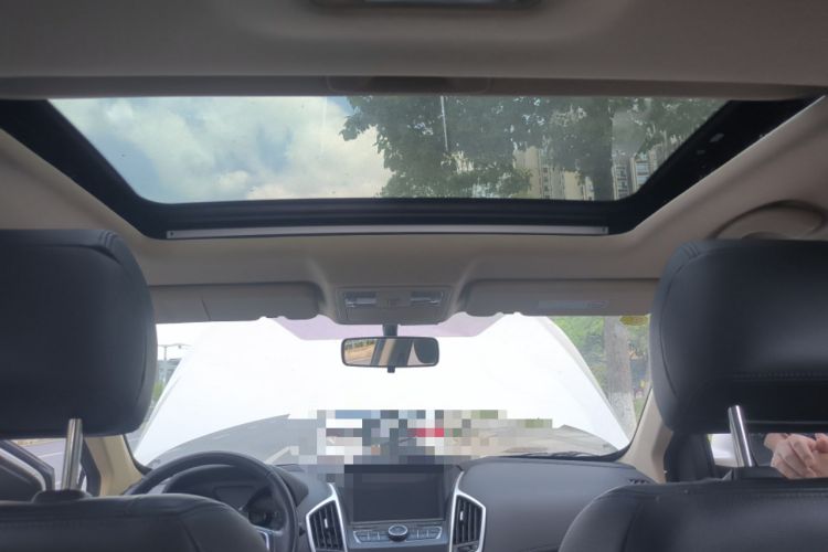 Used Dongfeng Aeolus AX7 2015 2.0L Manual Zhiyi Trim Headliner