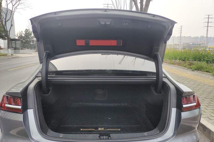 Used BYD Han 2020 EV Long-Range Luxury Model