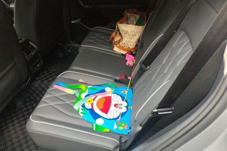 Used Volkswagen Tiguan L 2022 330TSI Automatic Two-Wheel Drive R-Line Enhanced Edition