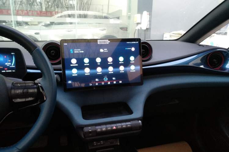 Used BYD Dolphin 2021 405 km Fashion Edition