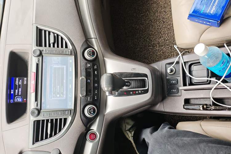 Used Honda CR-V 2013 2.4L two-wheel drive luxury version